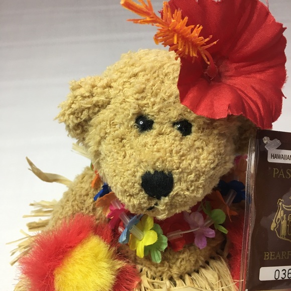 Hawaiian Collectibles Hula Girl Bear Passport Grass Skirt Plush w/Tag 2003 - Picture 2 of 12